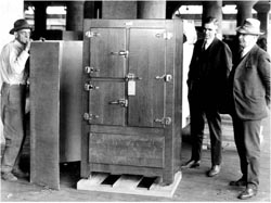 Frigidaire refrigerator 1921 